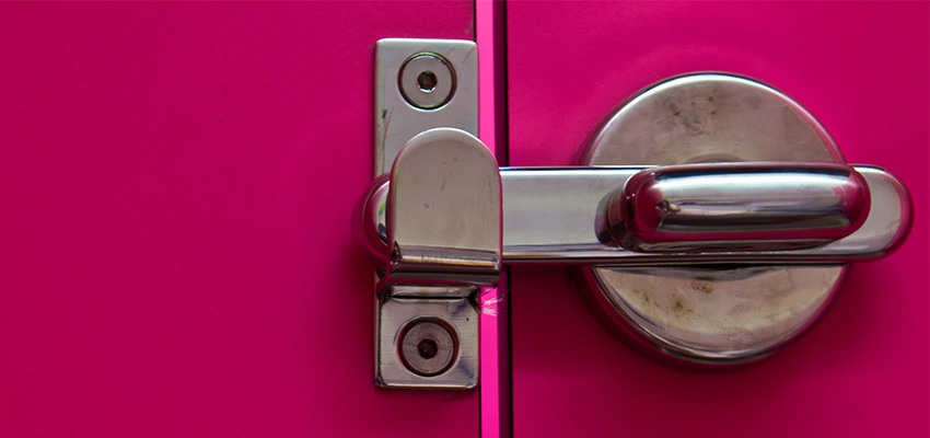 Childproof Gate Lock in Greenfield, California